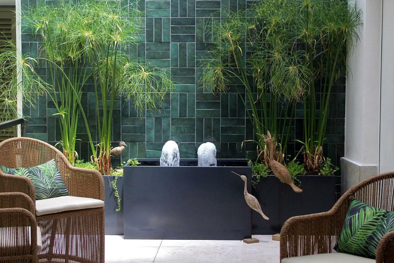 Hotel Antigua Palma - Casa Noble Εξωτερικό φωτογραφία A contemporary Japanese-style soaking tub