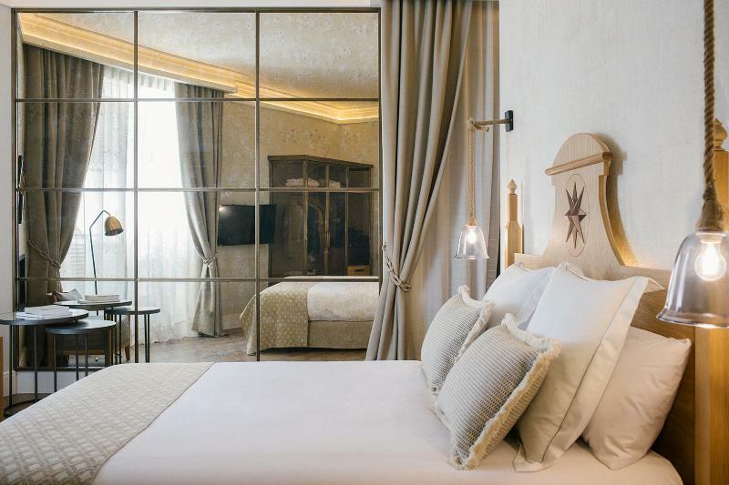 Hotel Antigua Palma - Casa Noble Εξωτερικό φωτογραφία A suite at the Mandarin Oriental, Paris