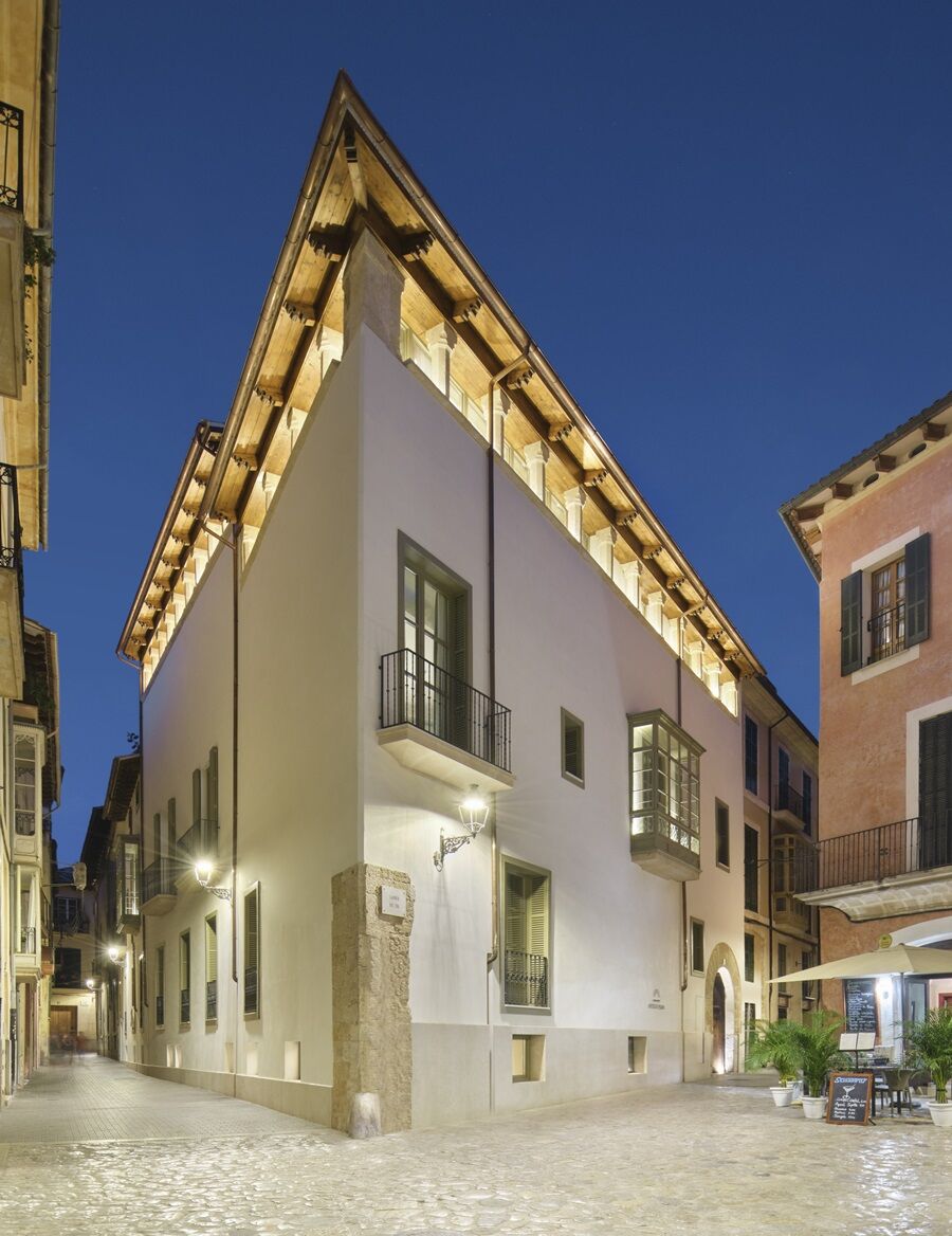 Hotel Antigua Palma - Casa Noble Εξωτερικό φωτογραφία The museum at night